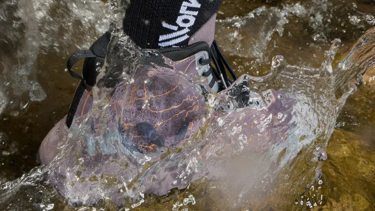 ToMiネイビー42L NN_Tomir_vs_wp_top_img-768.webp